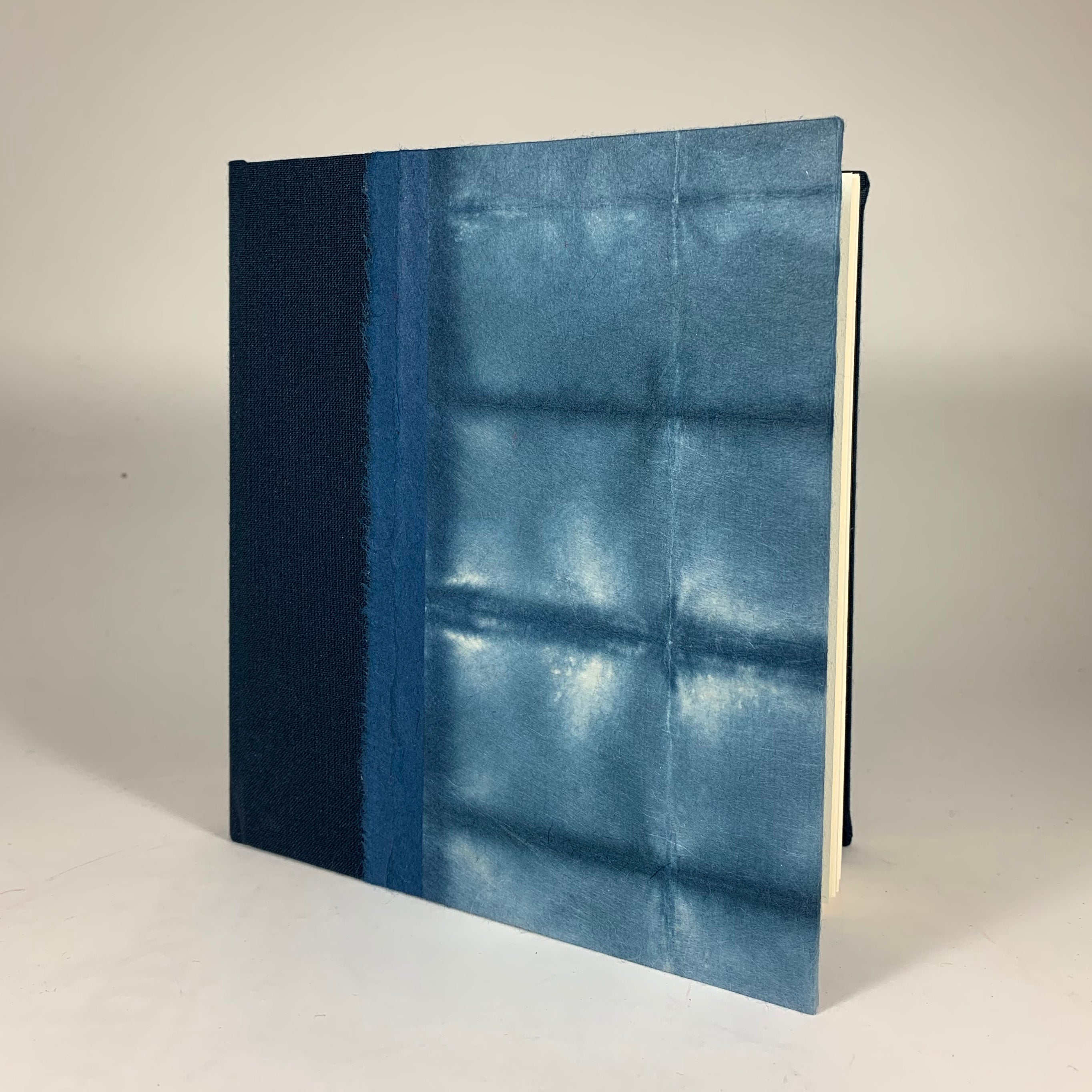 Journal/Sketchbook: Navy Bookcloth/ Blue Itajime